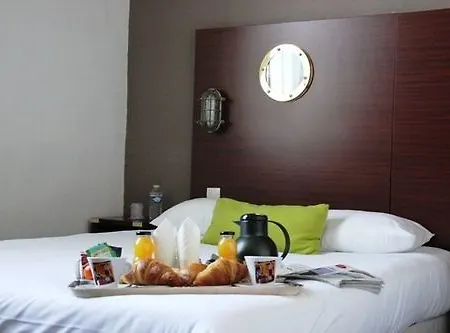 Hotel Les Gens De By Popinns 2*