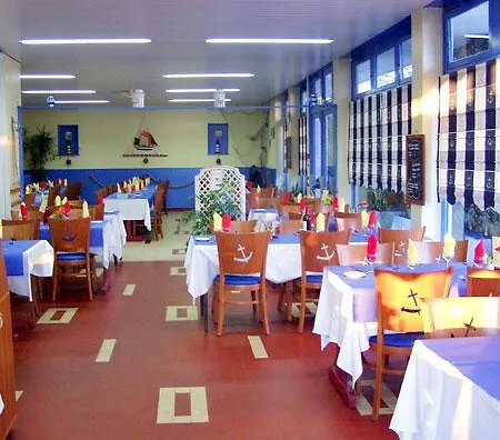 Hotel Les Gens De By Popinns 2*